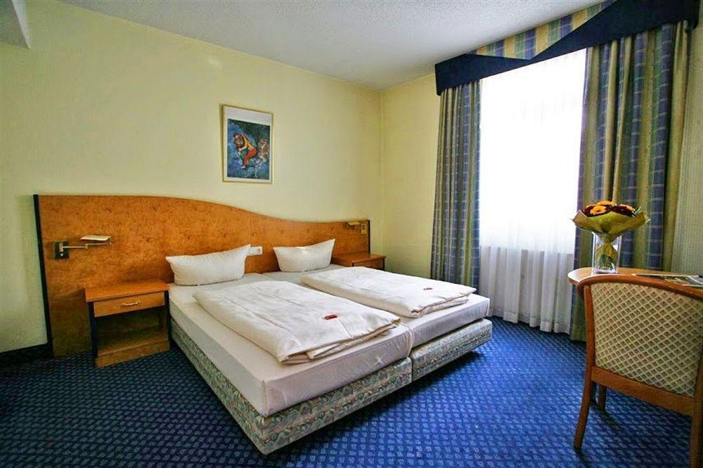 Viktoria Duesseldorf-neuss Hotel Neuss