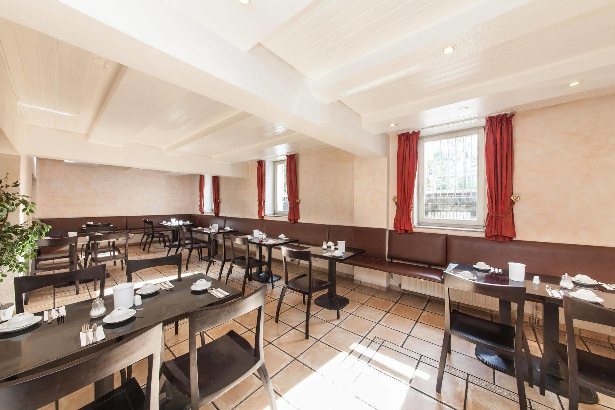 Viktoria Duesseldorf-neuss Hotel 3*