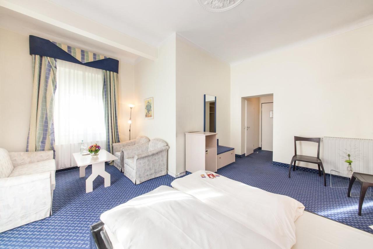 Viktoria Duesseldorf-neuss 3* Neuss