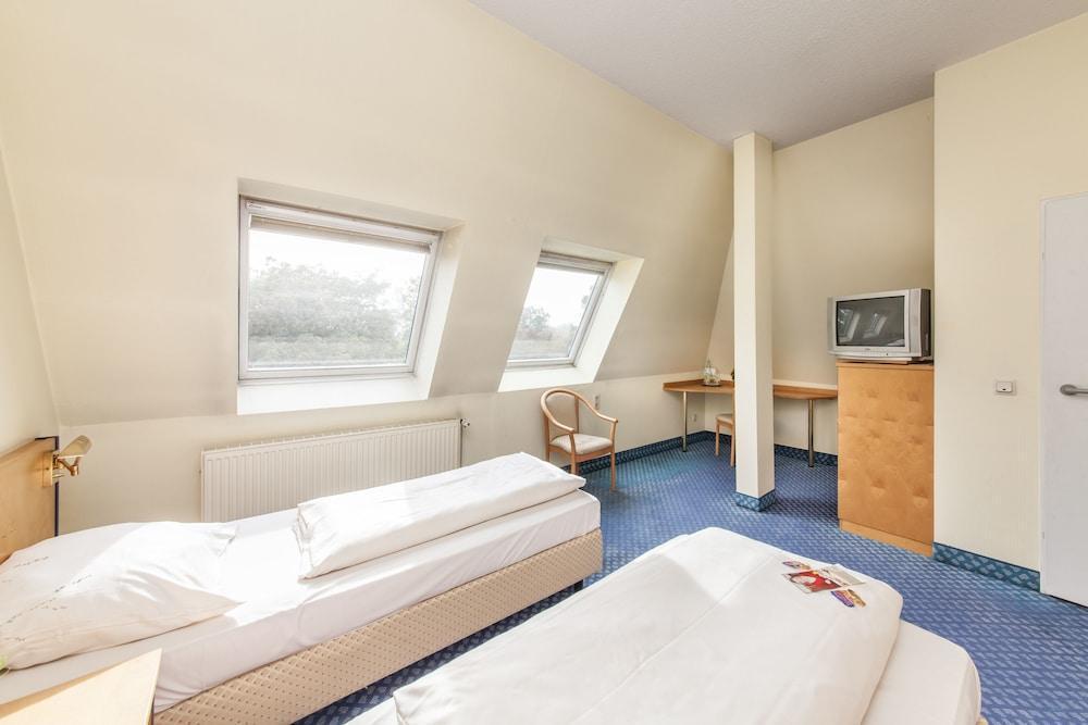 Viktoria Duesseldorf-neuss 3* Neuss